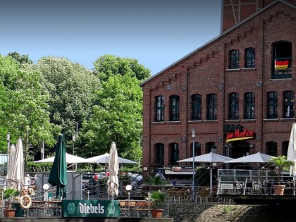 照片: Diebels im Hafen